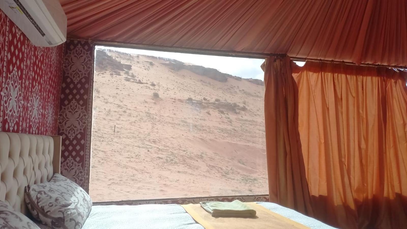 Hotel Al Raha Luxury Camp Wadi Rum Exterior foto
