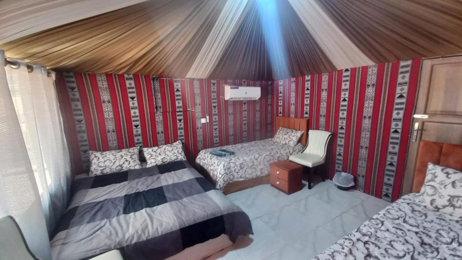 Hotel Al Raha Luxury Camp Wadi Rum Exterior foto