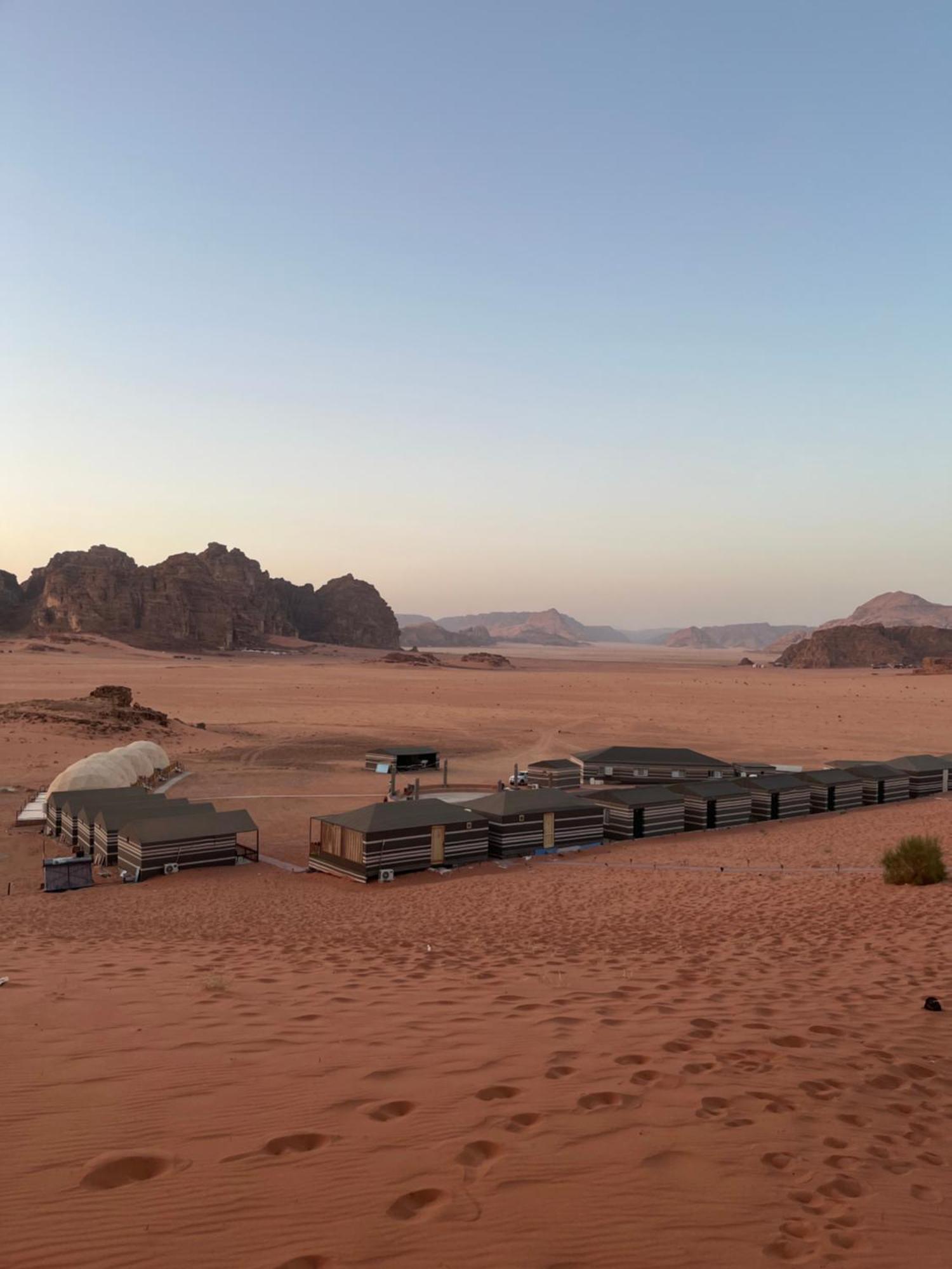 Hotel Al Raha Luxury Camp Wadi Rum Exterior foto