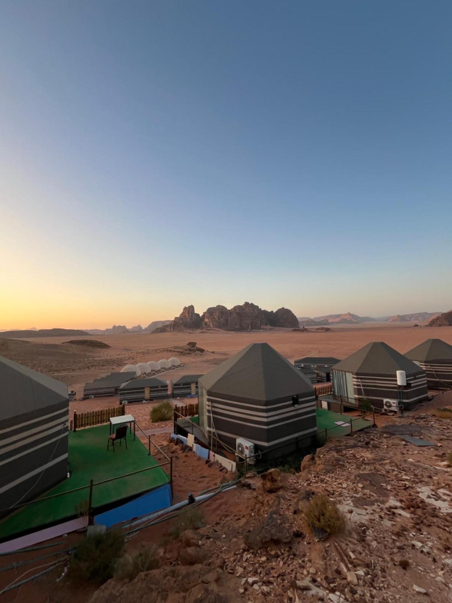 Hotel Al Raha Luxury Camp Wadi Rum Exterior foto